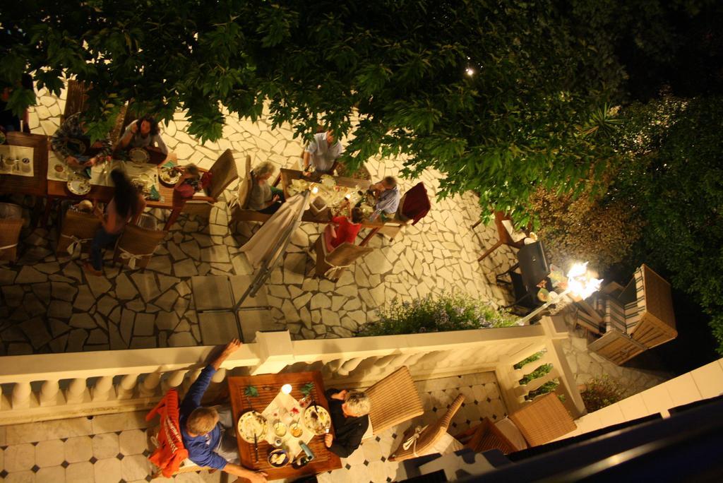 Hotel Villa La Cheneraie Сен-Рафаэль Экстерьер фото